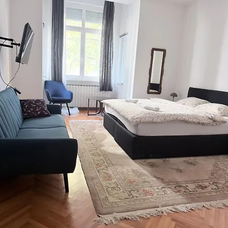 Daire The Place In The Center- Free Parking *